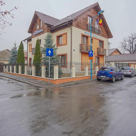 Pension Bavaria Braşov Eksteriør bilde